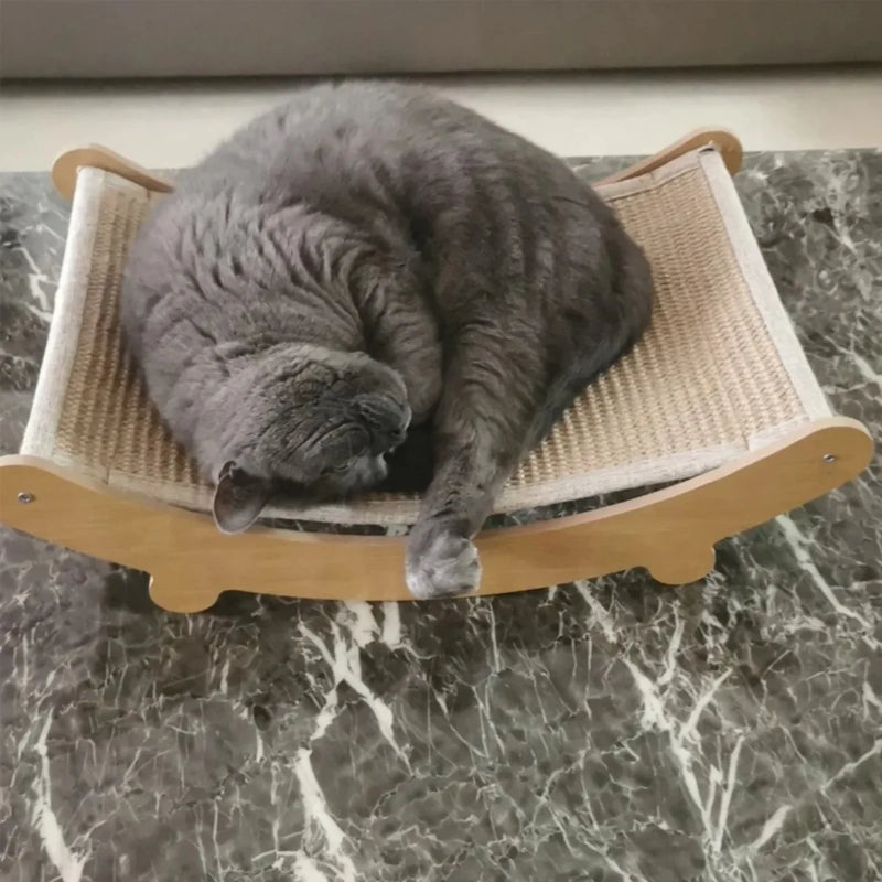 Cama de Arranhar Para Gatos de Madeira